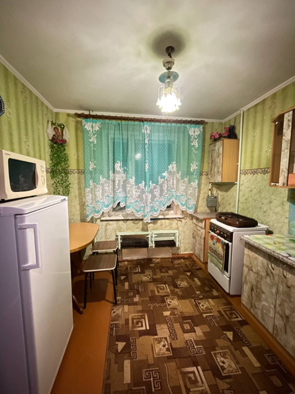 Идеальный вариант Квартиры на сутки,  для командированных в Комарине 4