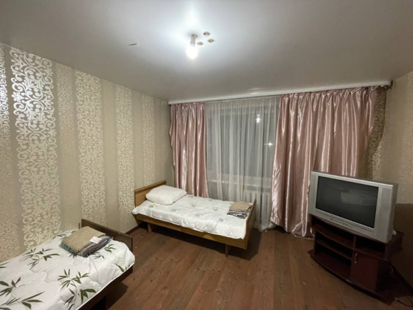 Хорошая Квартира на сутки в Чечерске 4