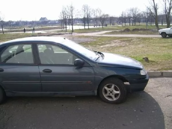 Продам авто Renault  Laguna 1994 г.в. бензин.