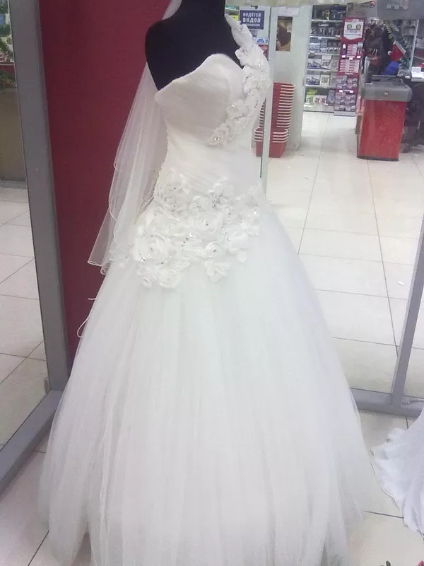 Свадебное платье продажа. 3