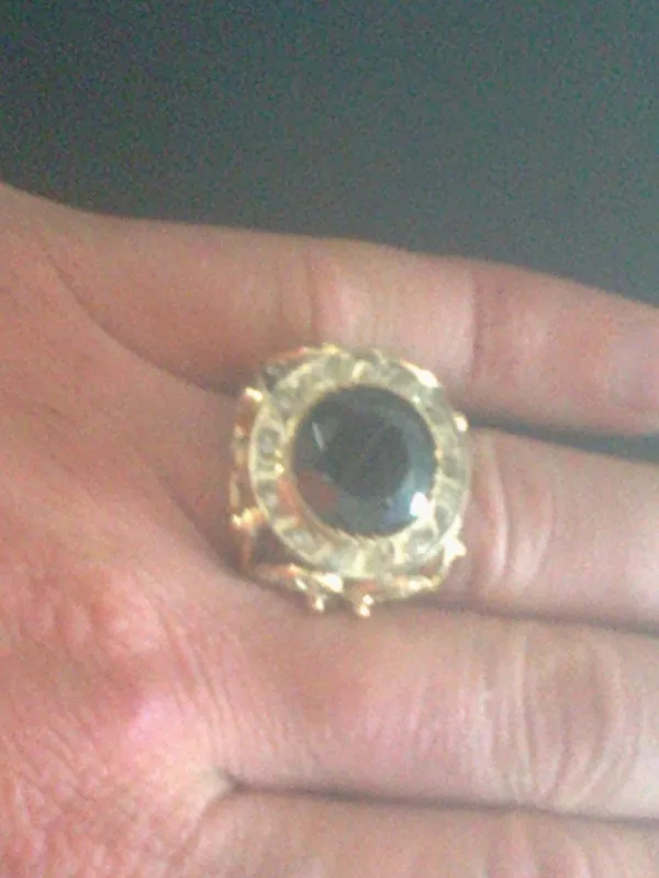 Перстень золотой с брильянтами 2