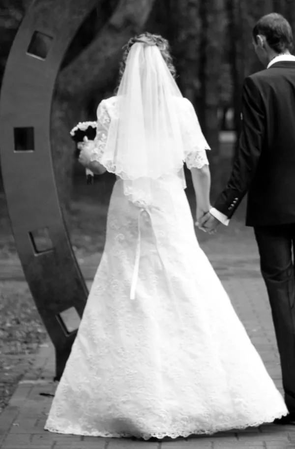 Свадебное кружевное платье с болеро 3